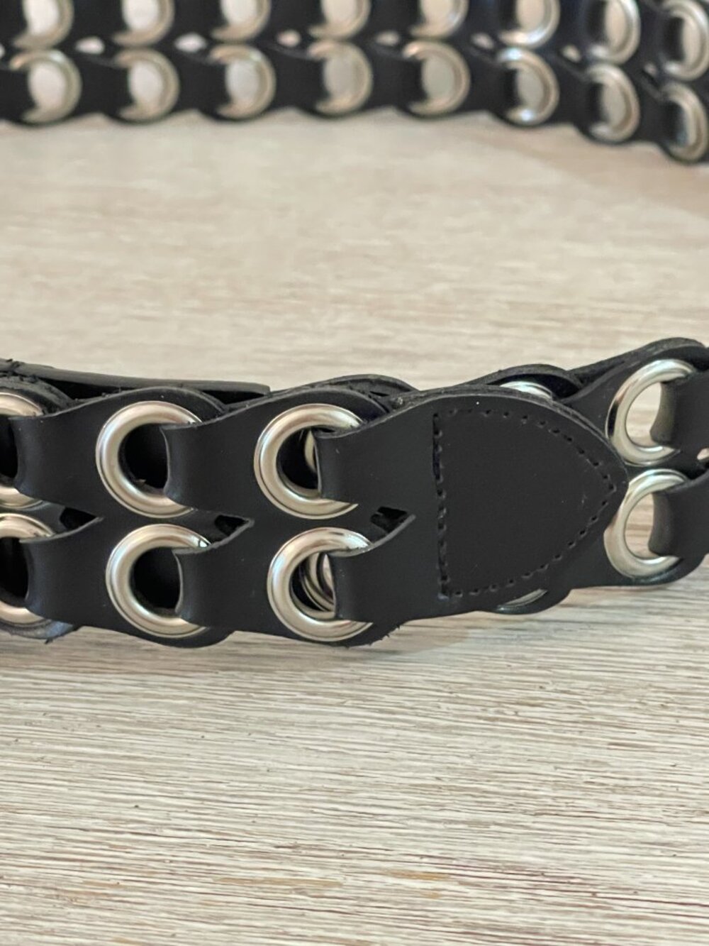 LEI Belt Wide Grommet Black Silver Buckle Medium - Picture 4 of 9